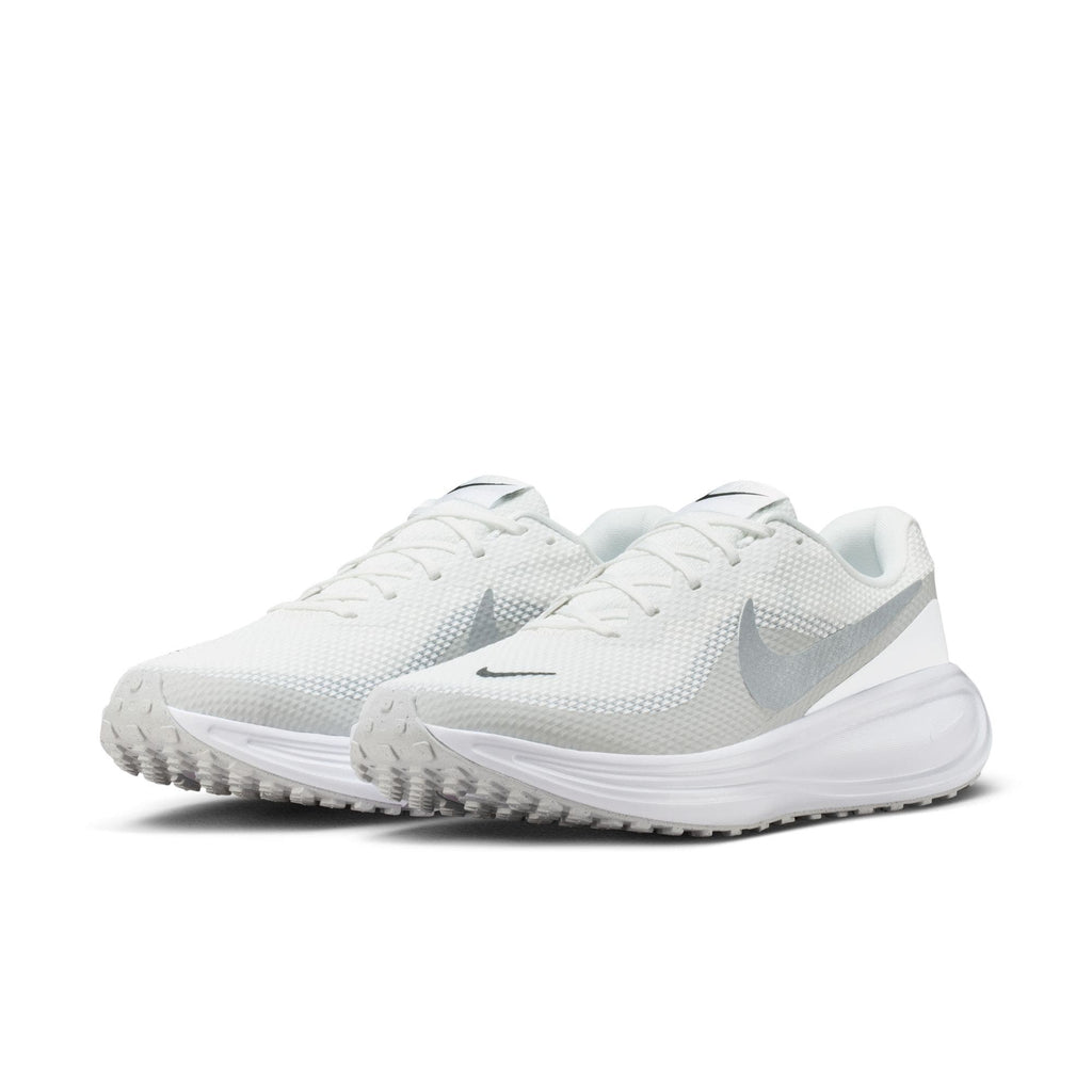 W NIKE REVOLUTION 8 SAIL-METALLIC SILVER-WHITE