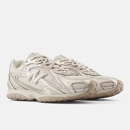 NEW BALANCE 204 LIGHT GOLD METALLIC MUJER
