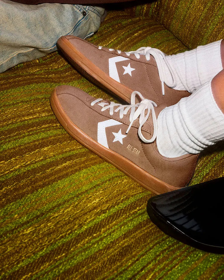 ALL STAR CLASSIC TRAINER BRONW/WHITE